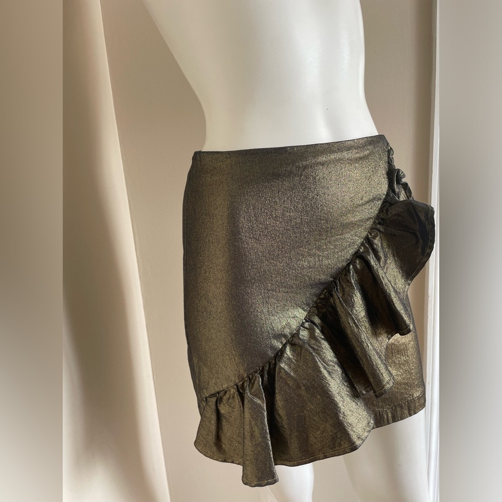 GB Glitzy Daze Metallic Gold Ruffle Mini Skirt Shiny Stretchy Party Size Small